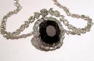 揭秘黑色钻石：众享珠宝的稀有珍宝