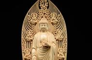 木雕佛像：释迦牟尼、千手观音、地藏王等，宝相庄严令人肃然起敬
